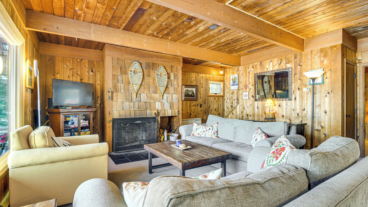 Photo of Livingroom in Bridgton