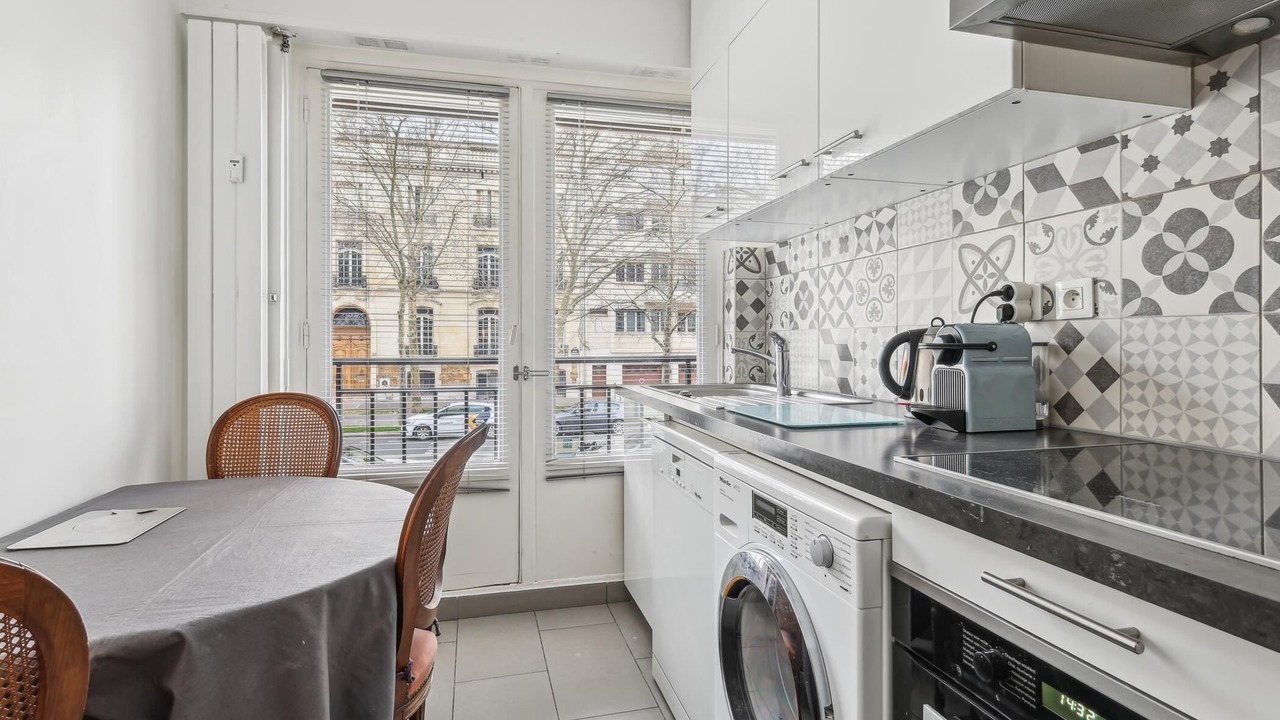 Photo of Kitchen in Quartier de l'Ecole-Militaire