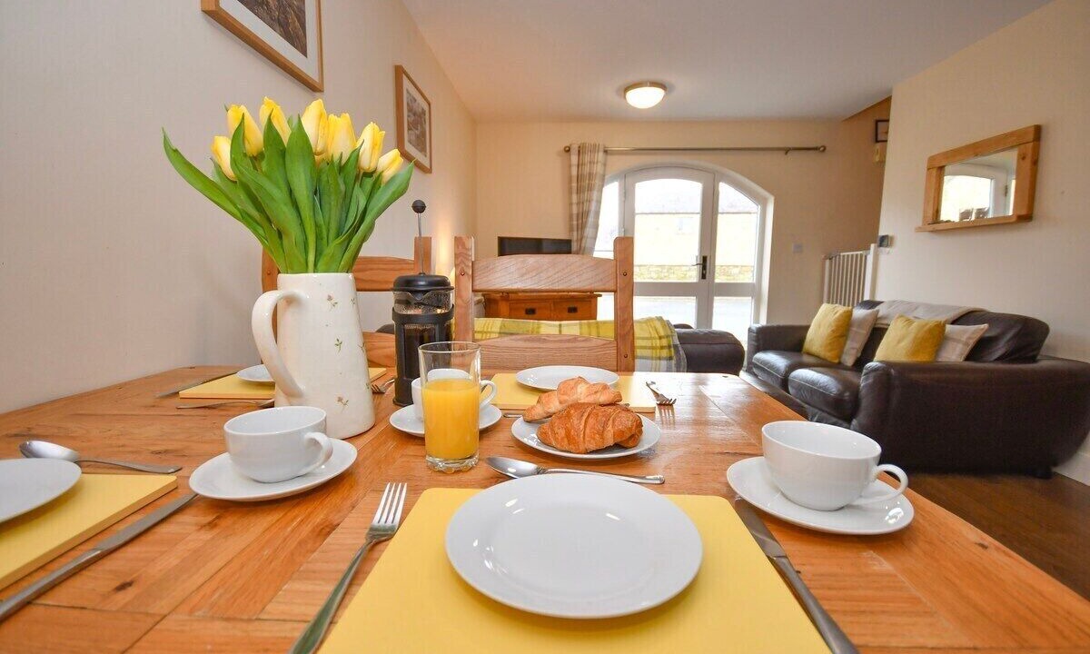 Photo of Livingroom in Netherton