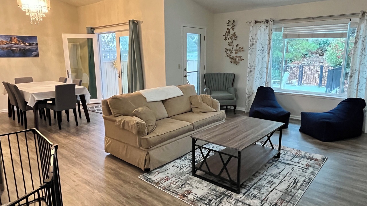 Photo of Livingroom in Alta Sierra