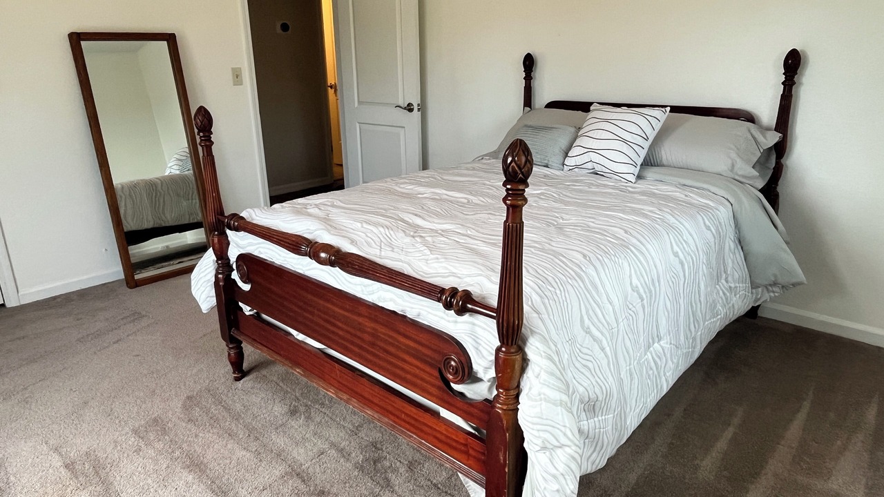 Photo of Bedroom in Alta Sierra