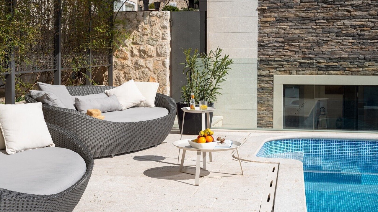 Photo of Outdoor in Pile