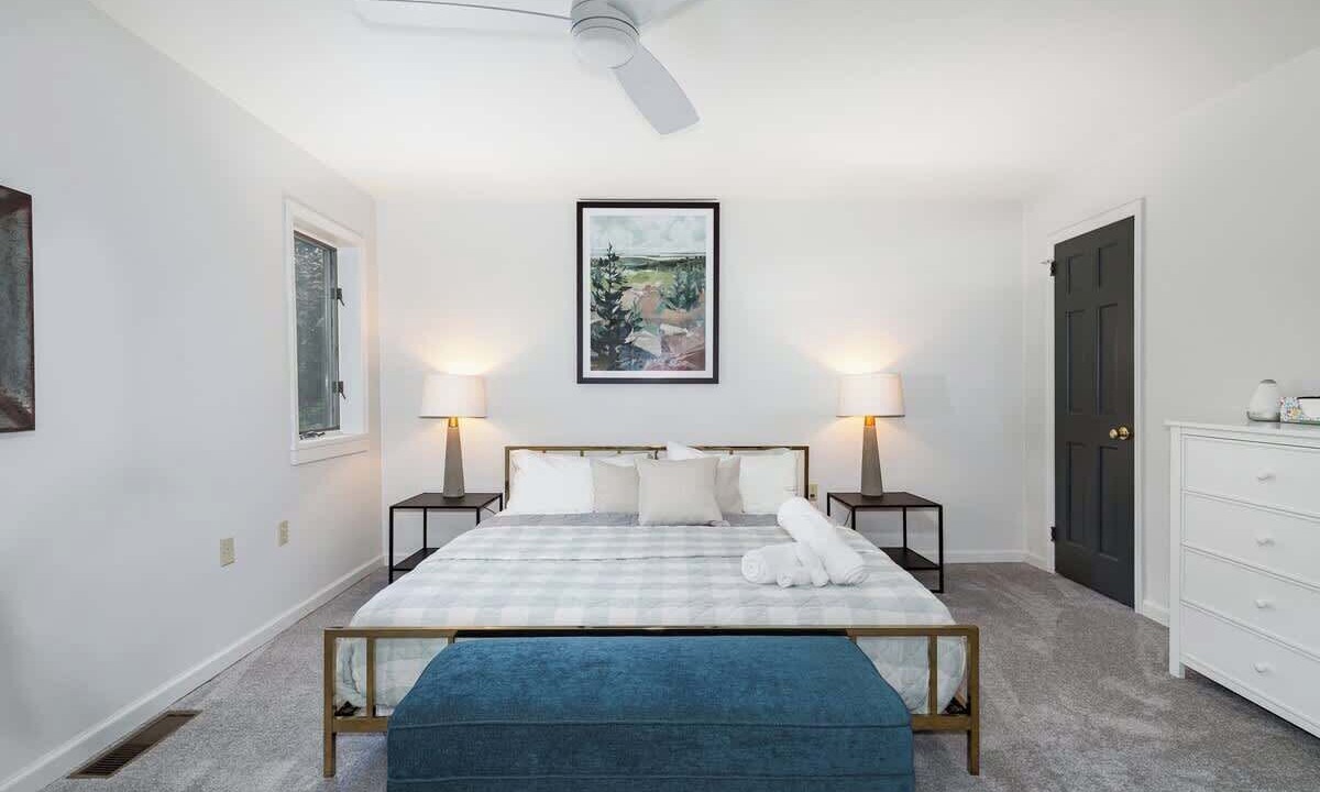 Photo of Bedroom in Hurley