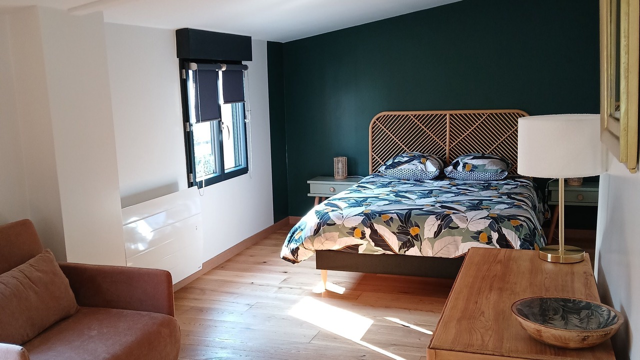 Photo of Bedroom in North district