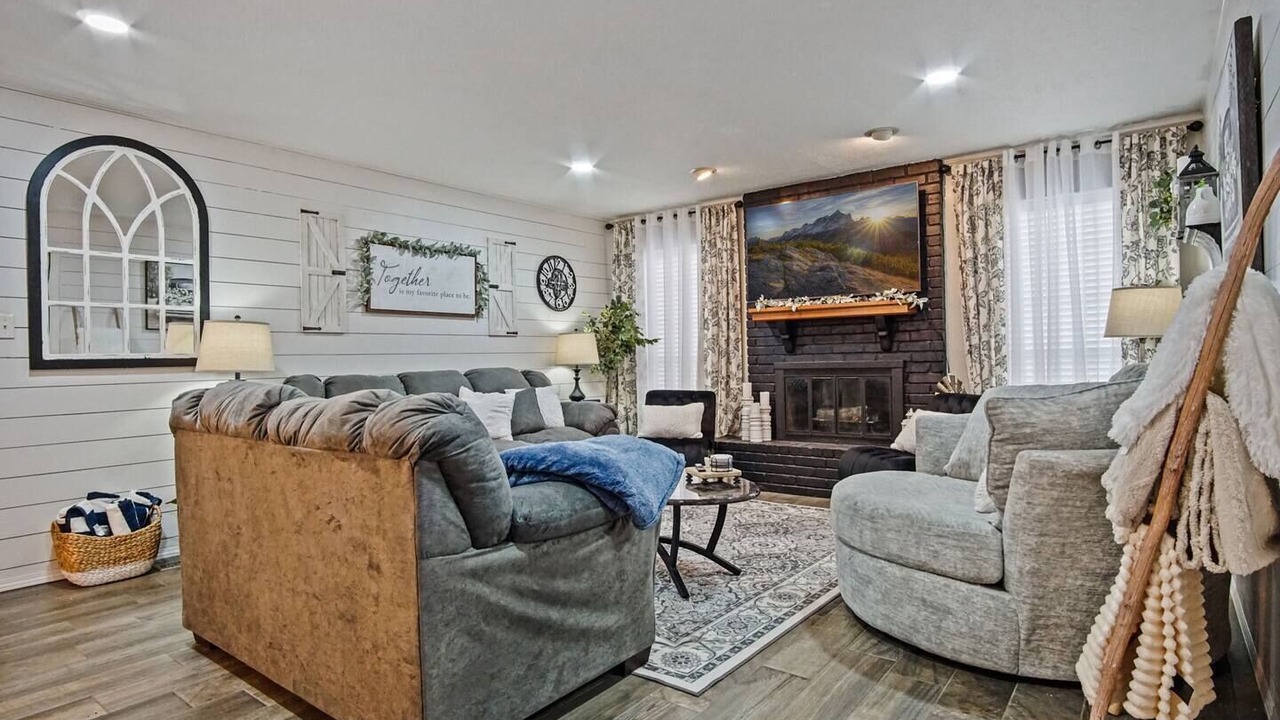 Photo of Livingroom in Norman