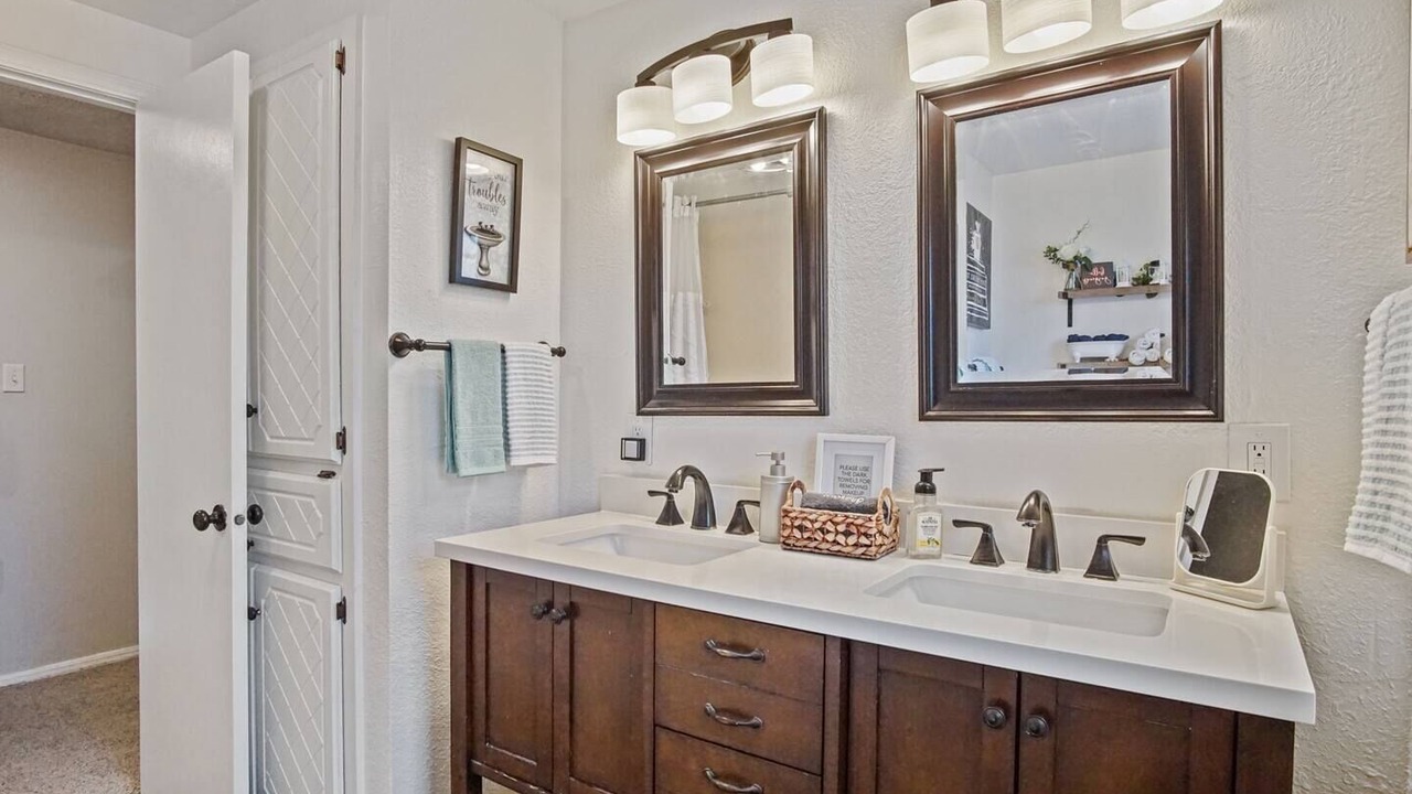Photo of Bathroom in Norman