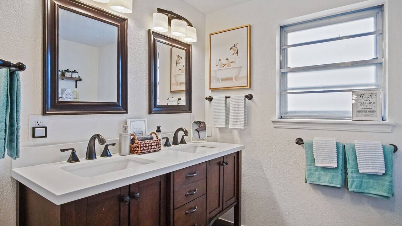 Photo of Bathroom in Norman