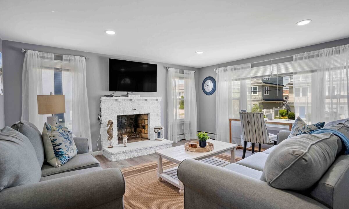 Photo of Livingroom in Point Judith