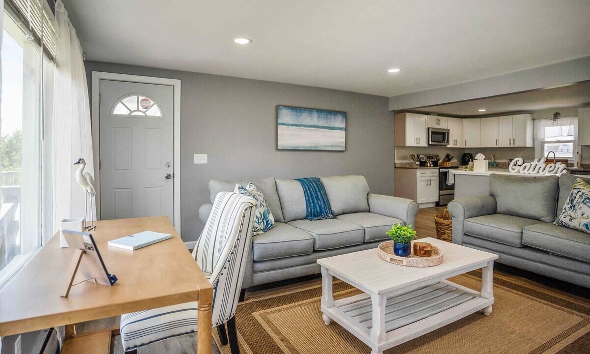 Photo of Livingroom in Point Judith