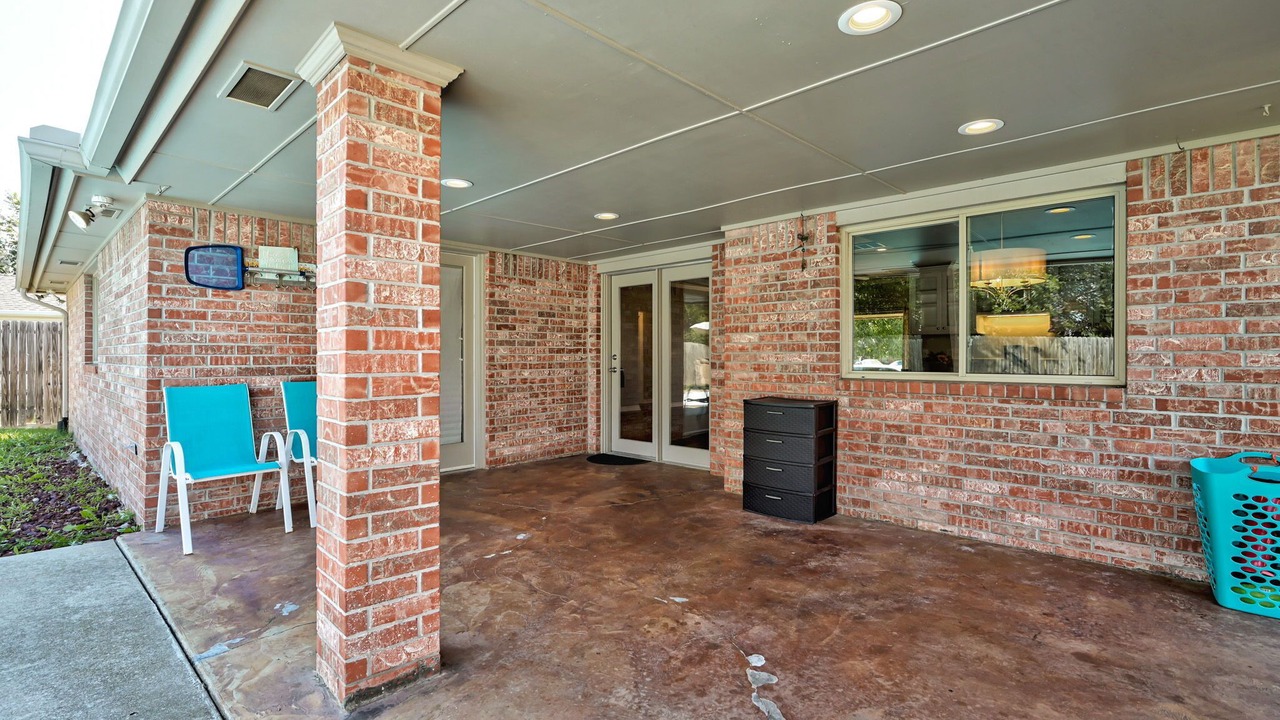 Photo of Patio Balcony in Del City