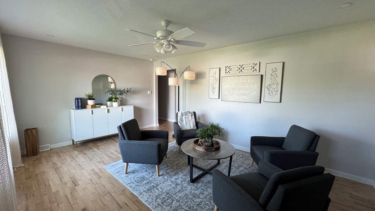 Photo of Others in Ozark