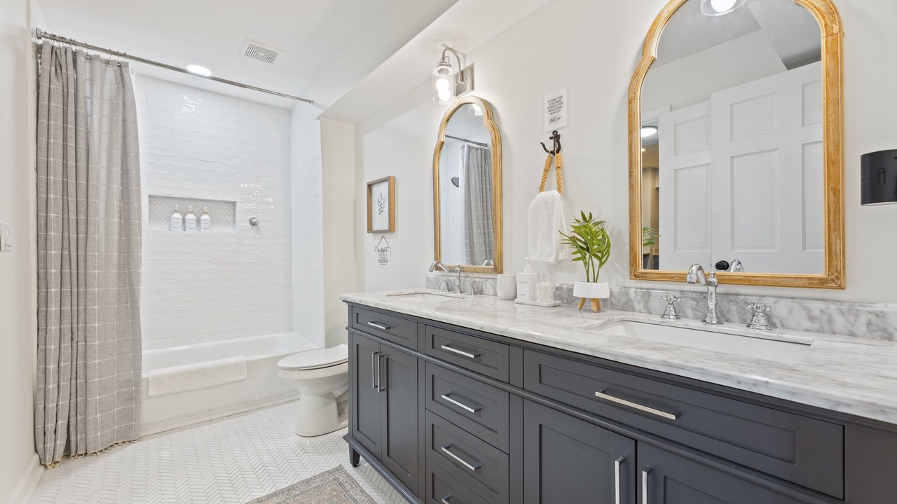 Photo of Bathroom in Eatonton