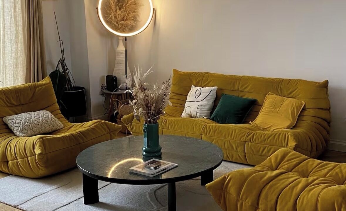 Photo of Livingroom in Yves Farge - Le Fleuve