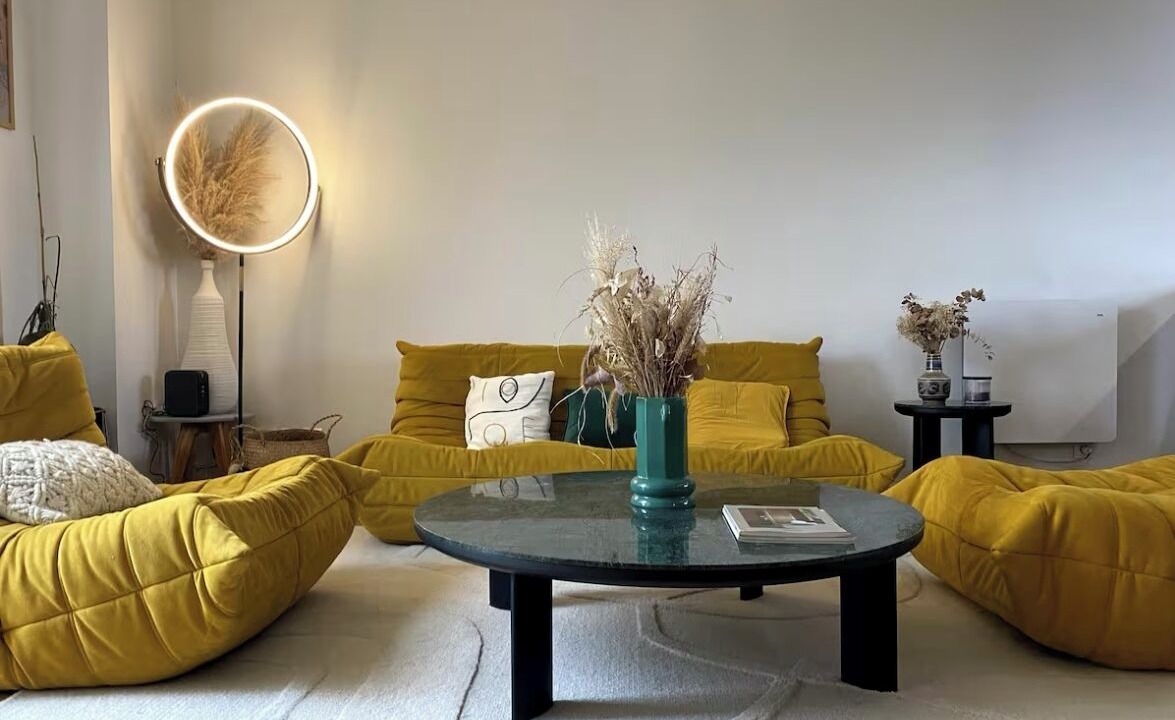 Photo of Livingroom in Yves Farge - Le Fleuve