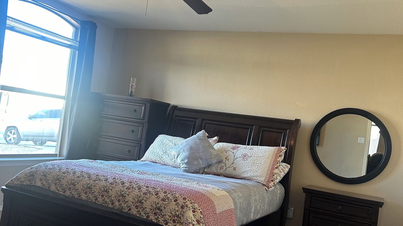 Photo of Bedroom in Biggs Field