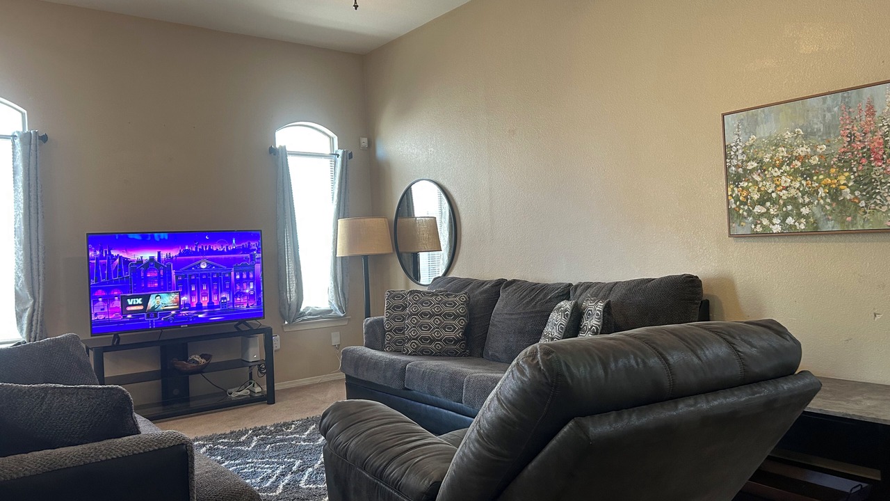Photo of Livingroom in Biggs Field