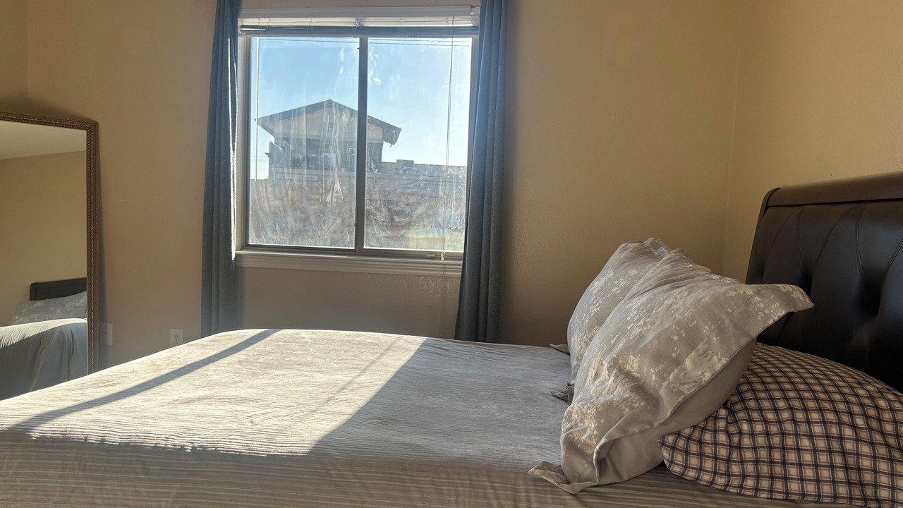 Photo of Bedroom in Biggs Field