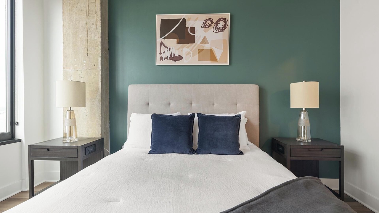 Photo of Bedroom in Baileys Crossroads