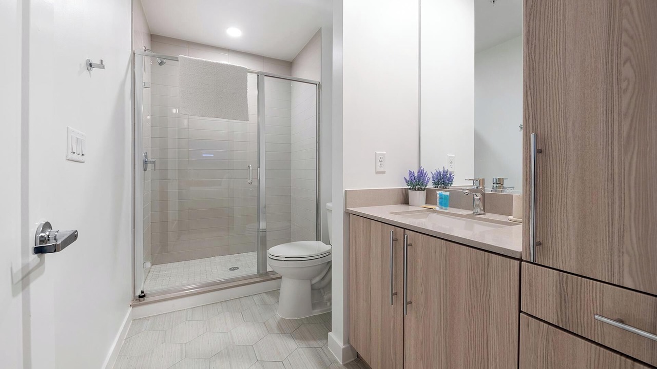 Photo of Bathroom in Baileys Crossroads
