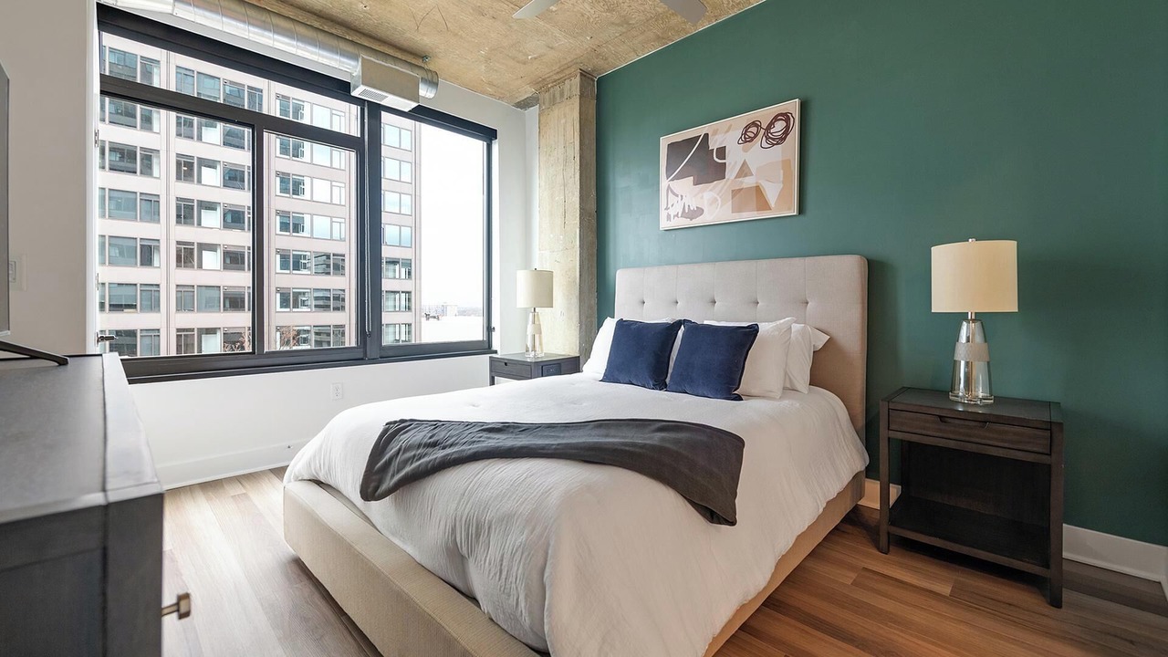 Photo of Bedroom in Baileys Crossroads