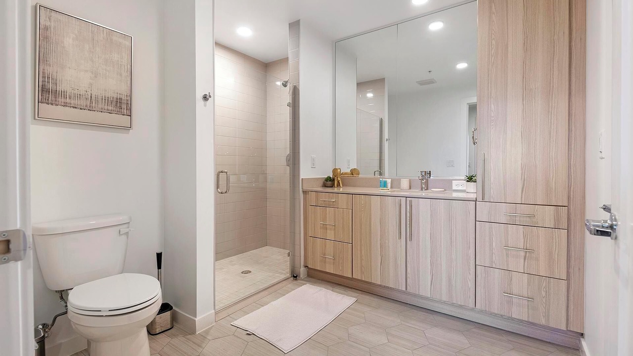 Photo of Bathroom in Baileys Crossroads