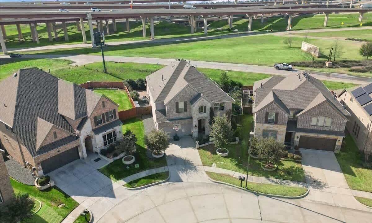 Photo of Others in Valley Ranch