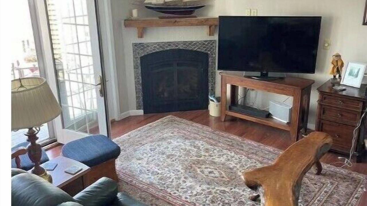 Photo of Livingroom in Clayton
