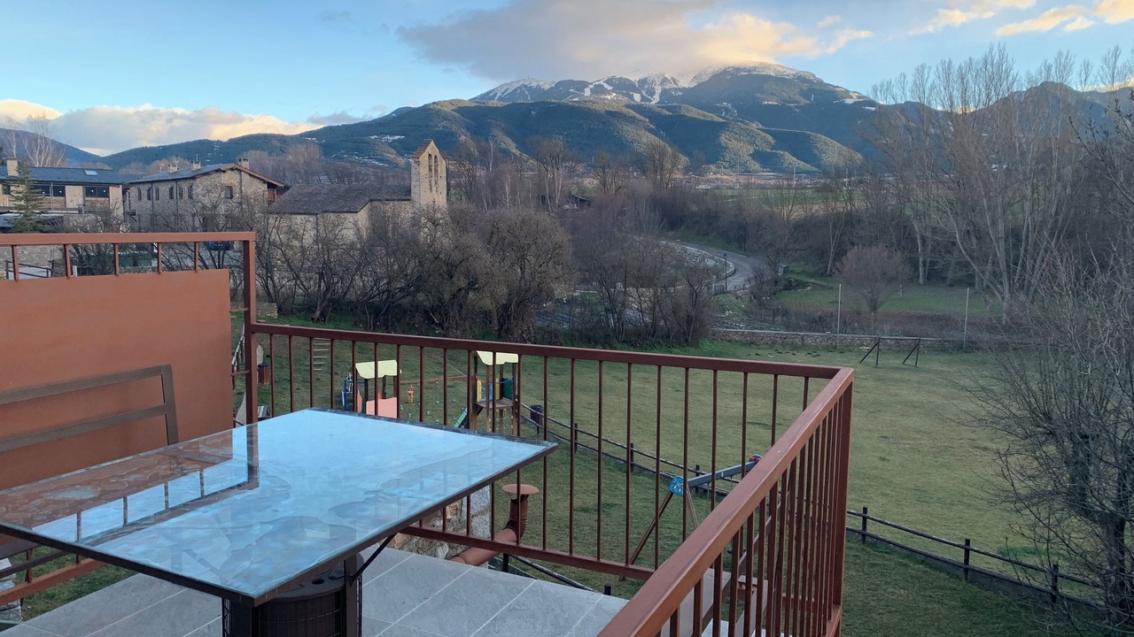 Photo of Outdoor in Das