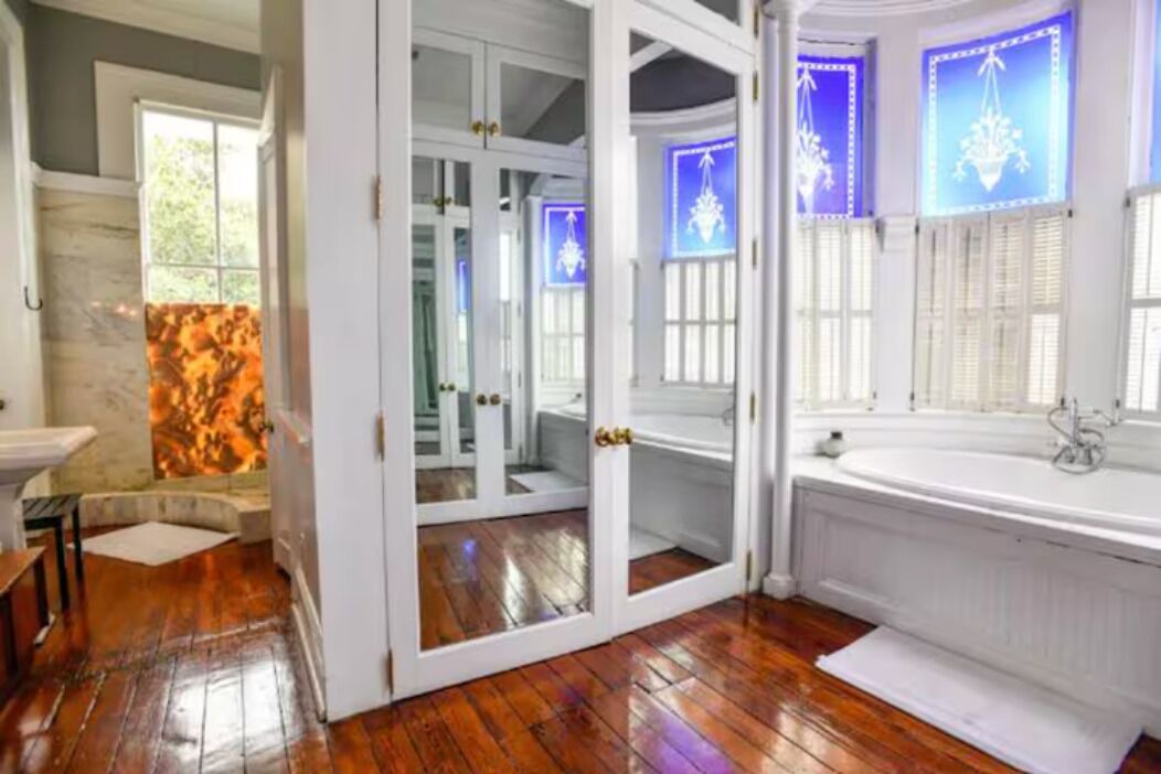 Photo of Bathroom in Seventh Ward