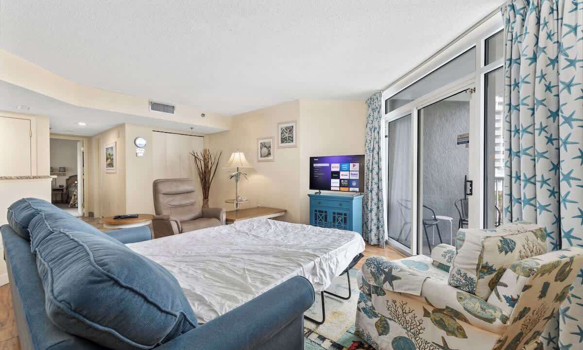 Photo of Bedroom in Arcadian Shores