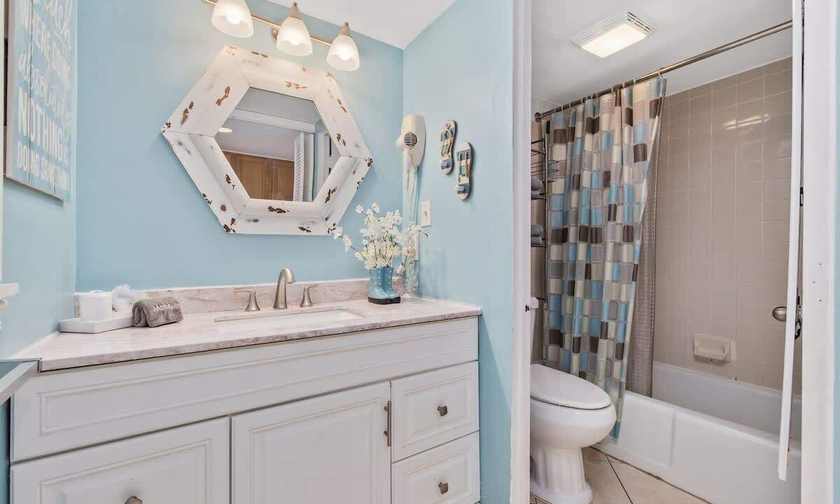 Photo of Bathroom in Myrtle Beach