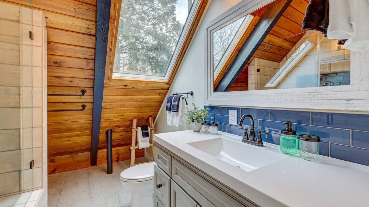 Photo of Bathroom in Tobyhanna