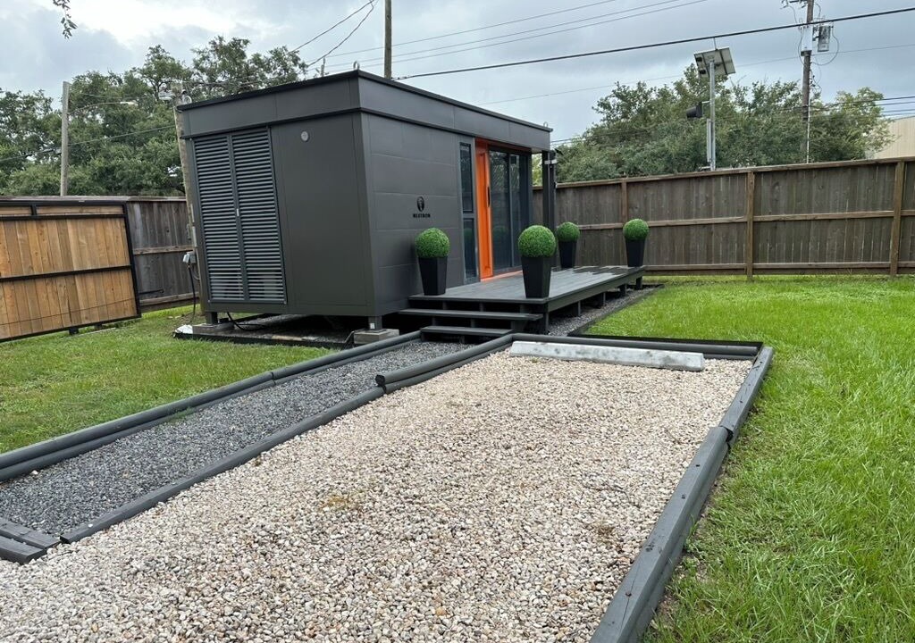 Photo of Outdoor in Southbelt/Ellington