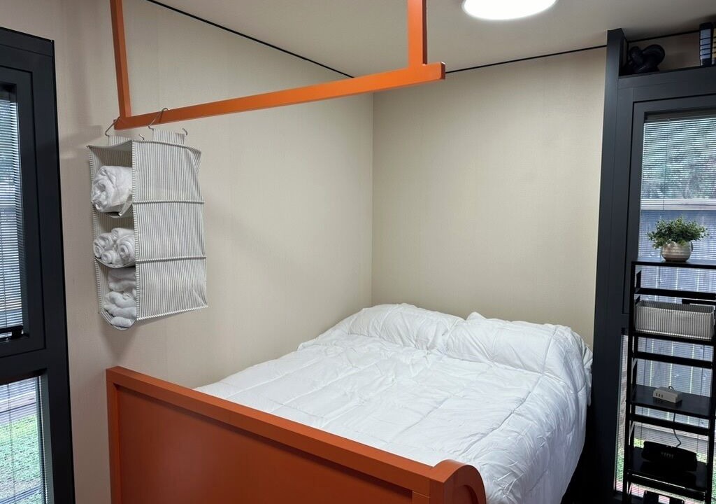 Photo of Bedroom in Southbelt/Ellington