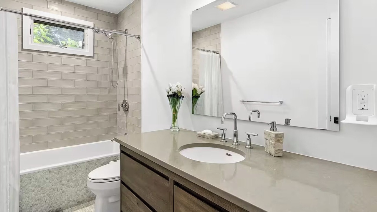 Photo of Bathroom in Clearwater Beach