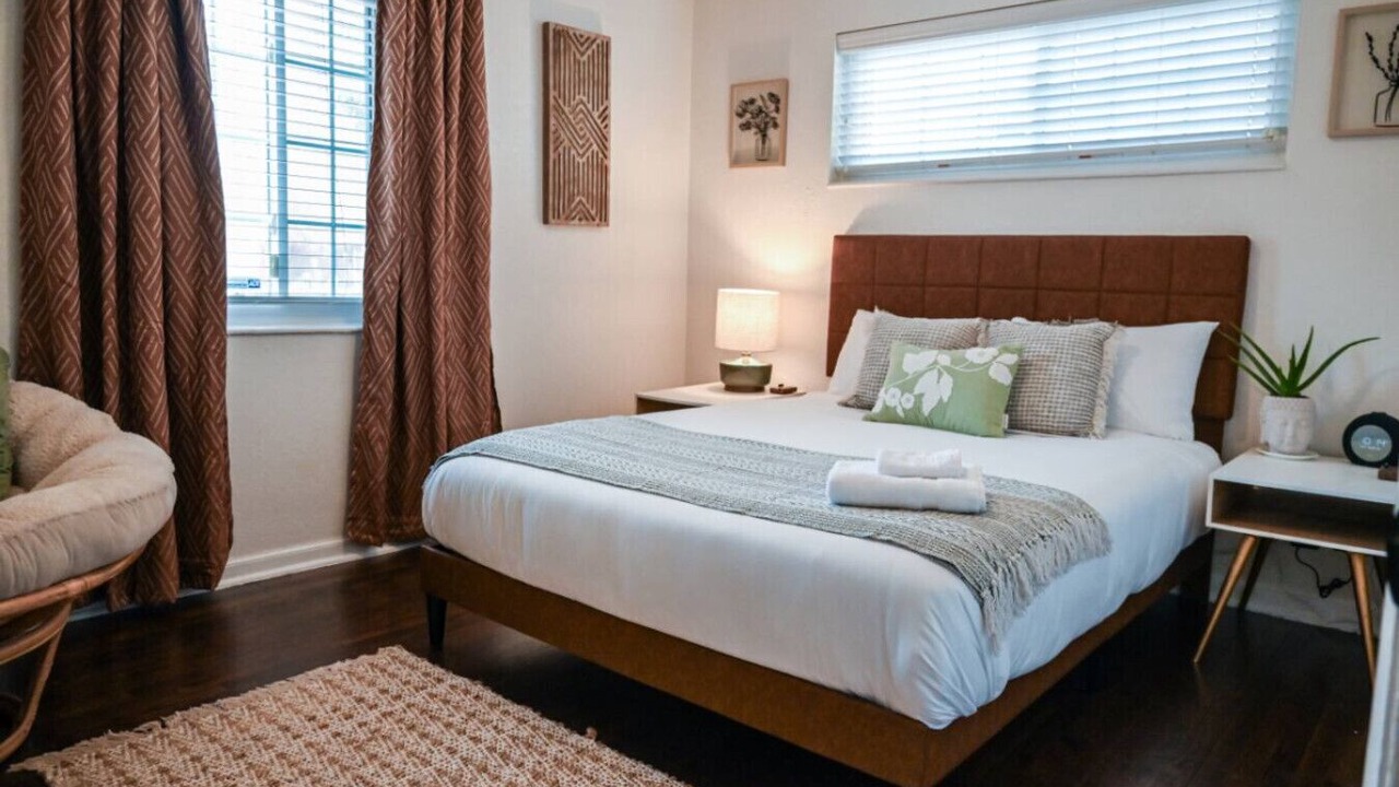 Photo of Bedroom in East Colfax