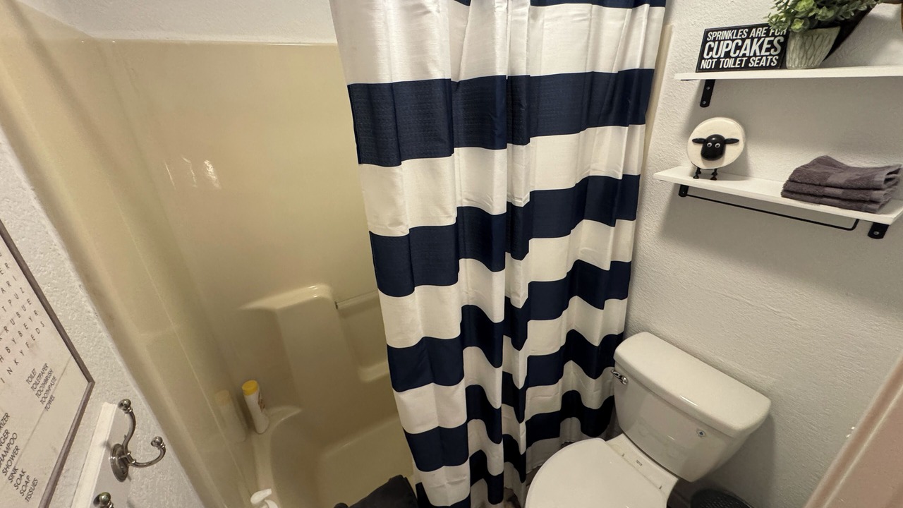 Photo of Bathroom in Kimberling City