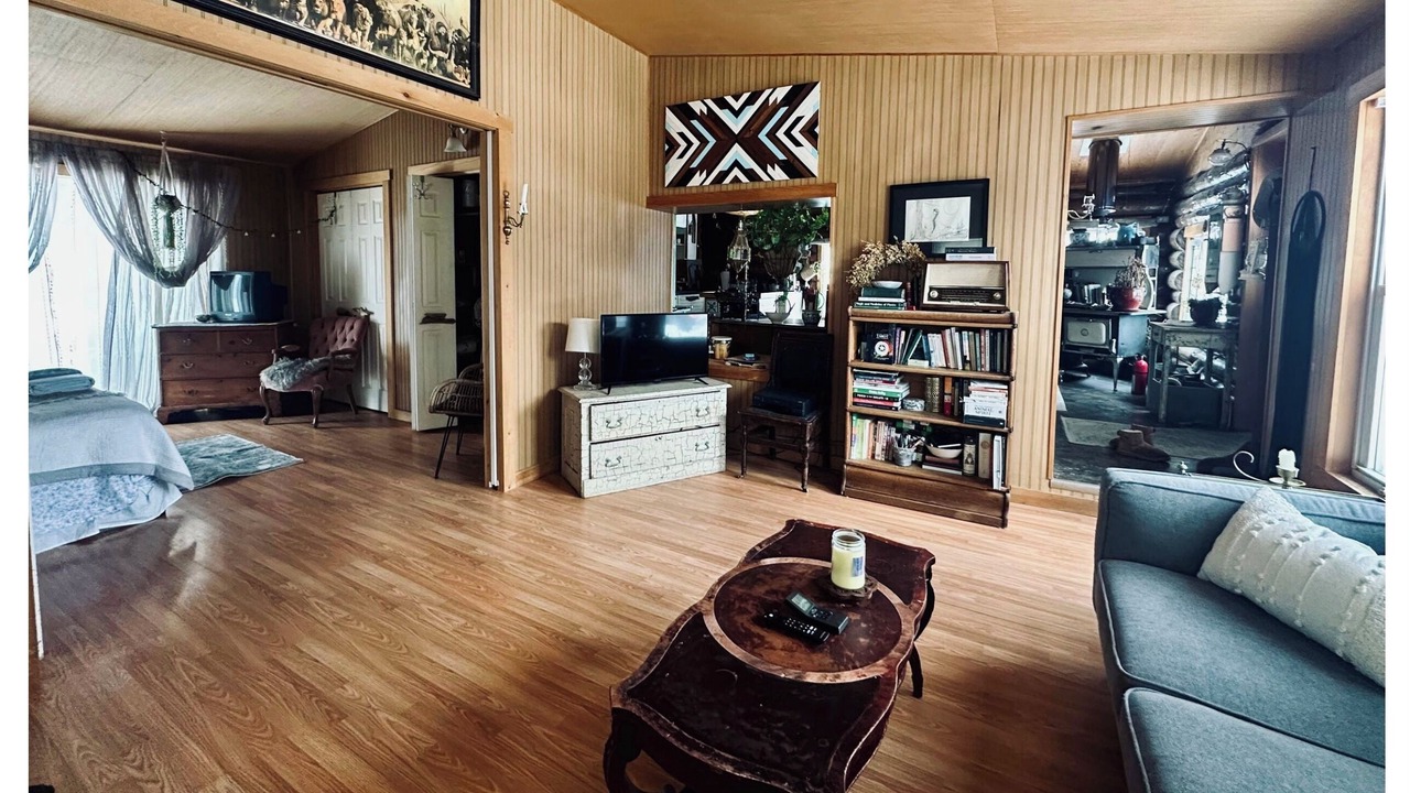 Photo of Livingroom in Timiskaming District