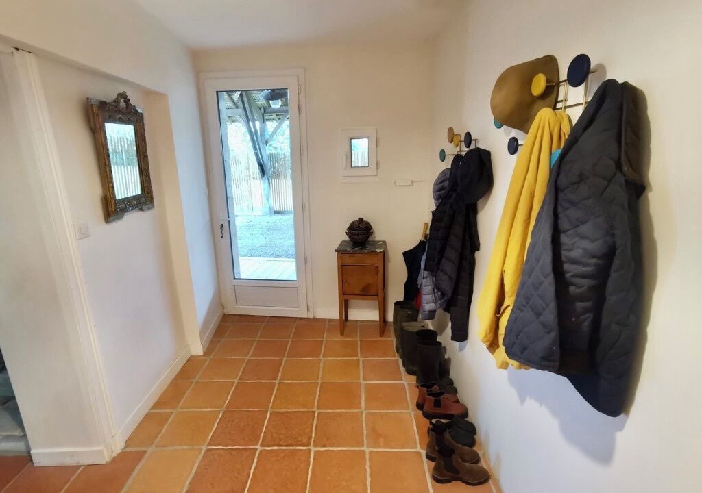Photo of Others in Sauveterre-Saint-Denis