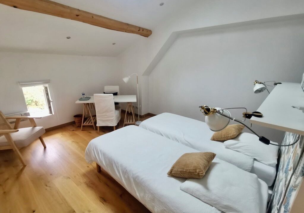 Photo of Bedroom in Sauveterre-Saint-Denis