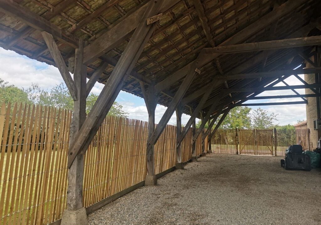 Photo of Outdoor in Sauveterre-Saint-Denis