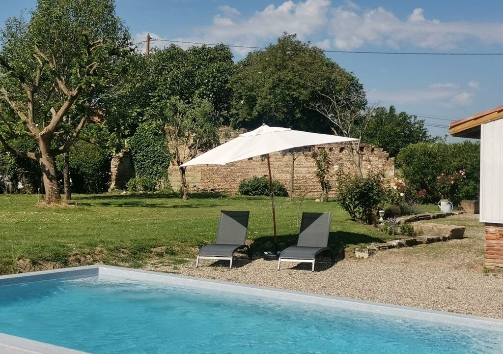 Photo of Outdoor in Sauveterre-Saint-Denis