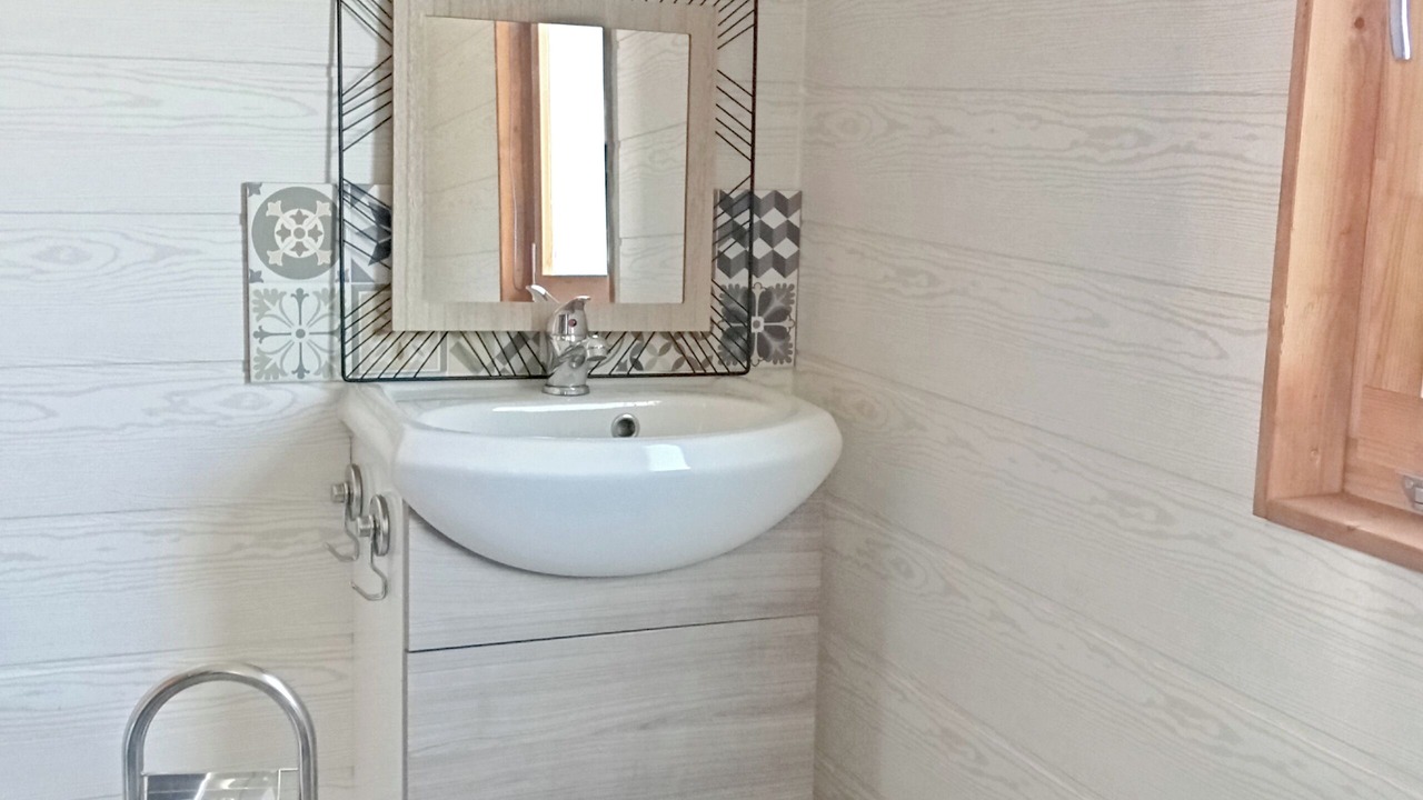 Photo of Bathroom in Ranton