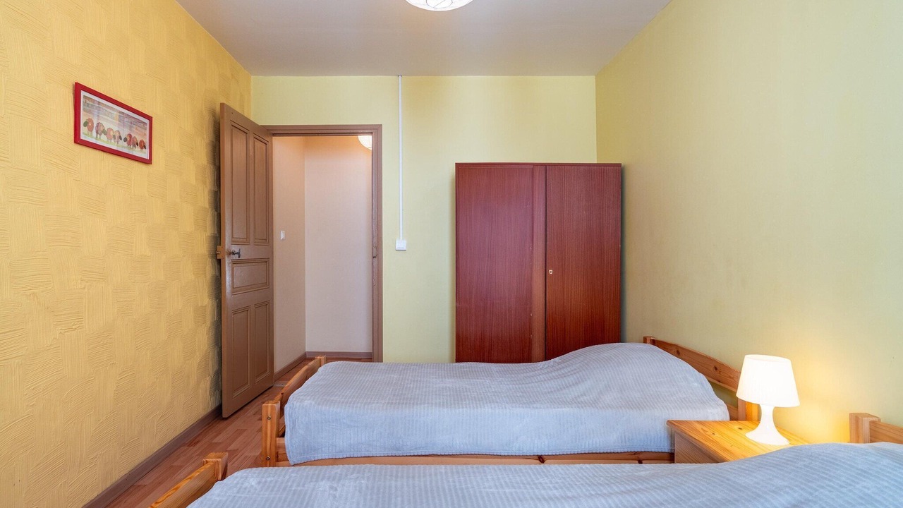 Photo of Others in Gornies