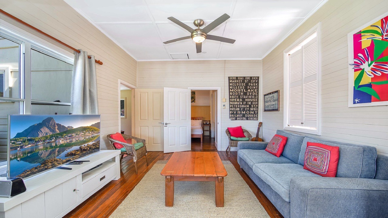 Photo of Livingroom in Pretty Beach Central Coast