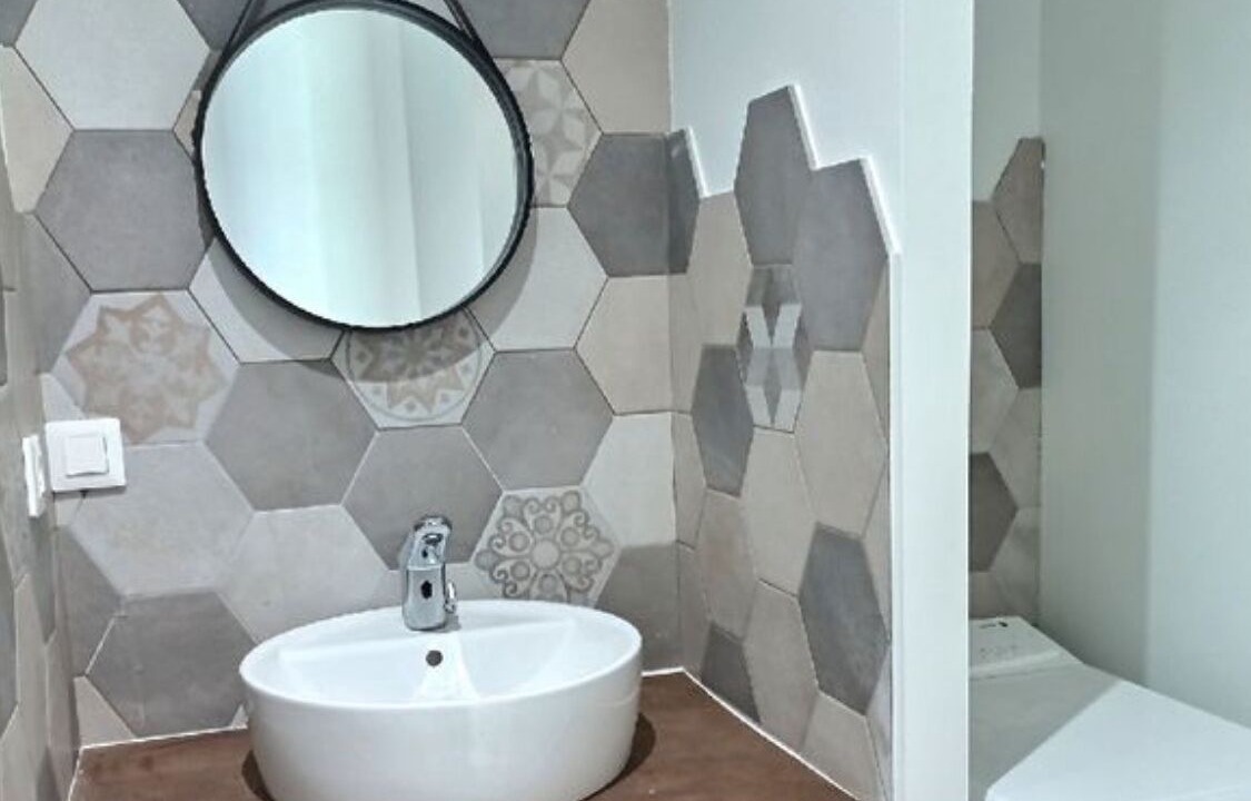 Photo of Bathroom in Saint-Julien-des-Landes