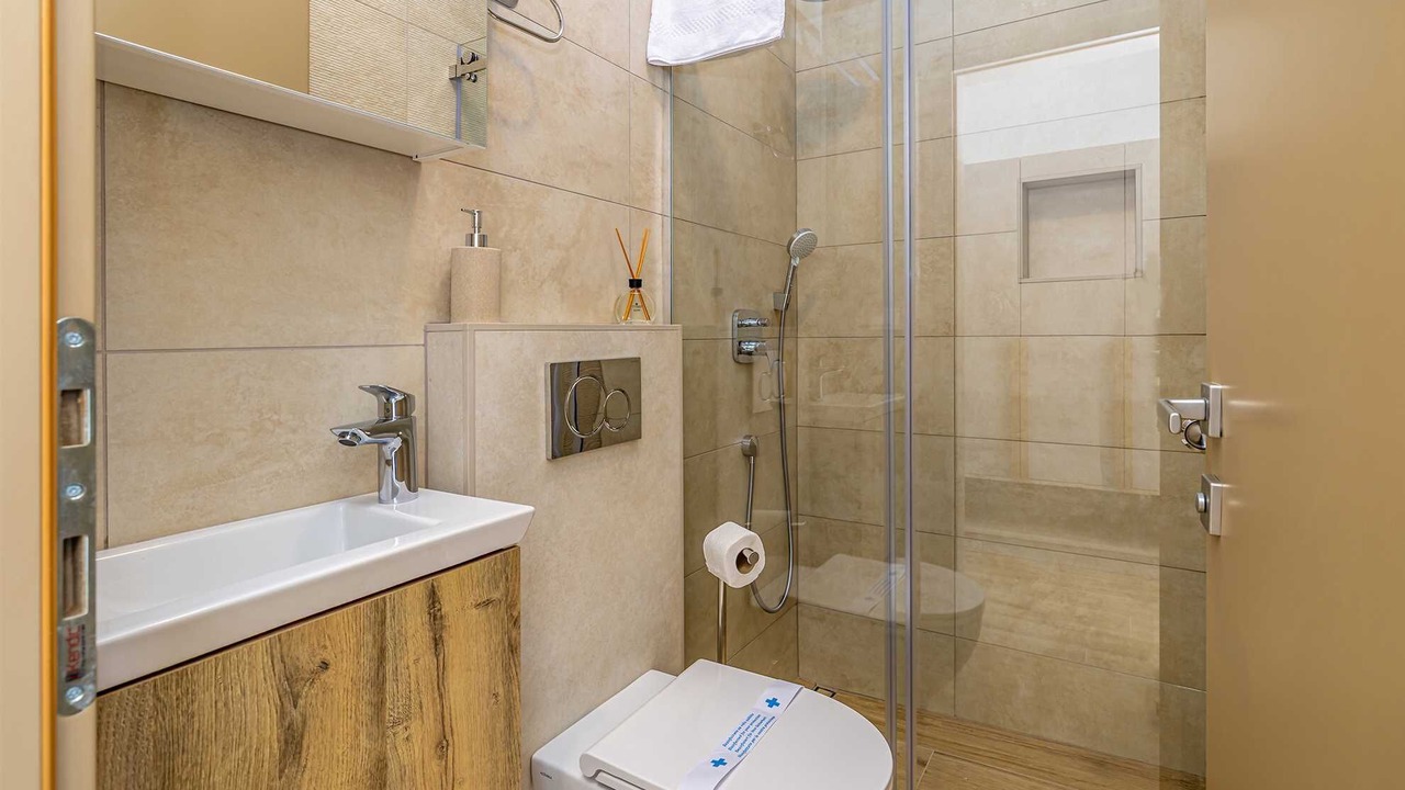 Photo of Bathroom in Omisalj