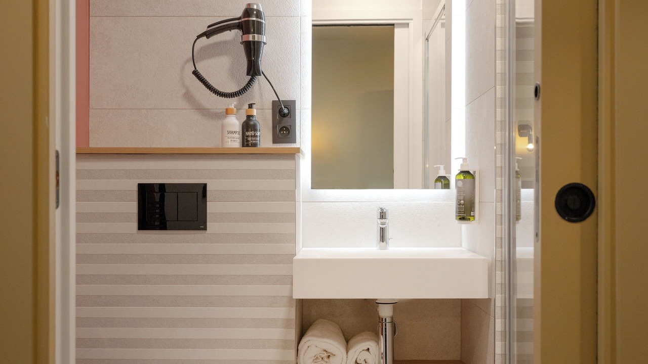 Photo of Bathroom in L'Ile-Saint-Denis