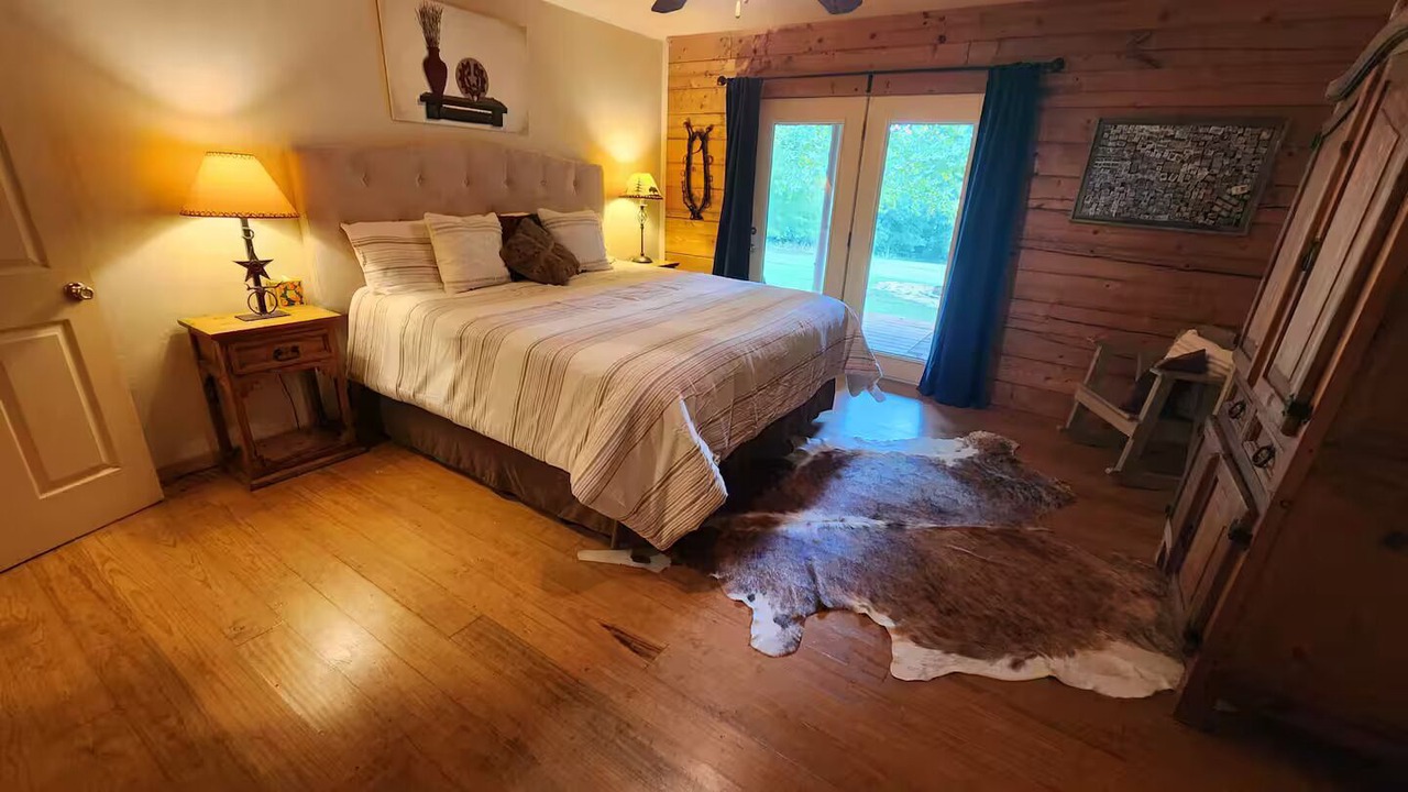Photo of Bedroom in Davis