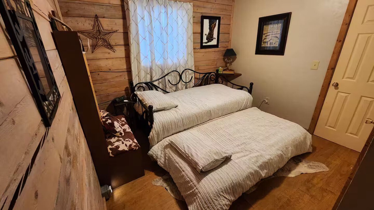 Photo of Bedroom in Davis